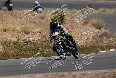 media/Apr-19-2025-AHRMA (Sat) [[3d98ca3309]]/Race/Group 5/Turn 4/